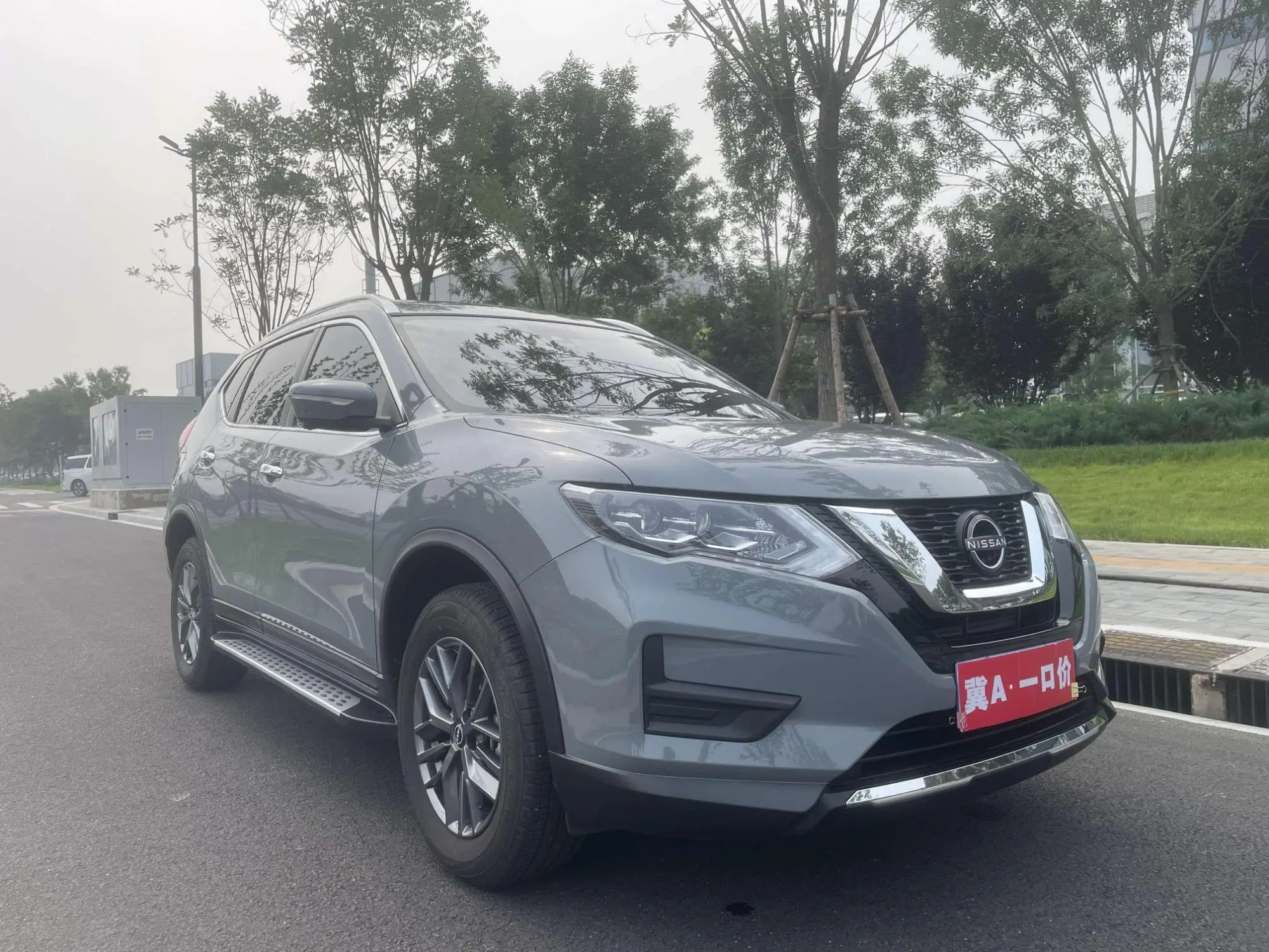 Nissan Qijun Honor 2.0L two-wheel drive leading version