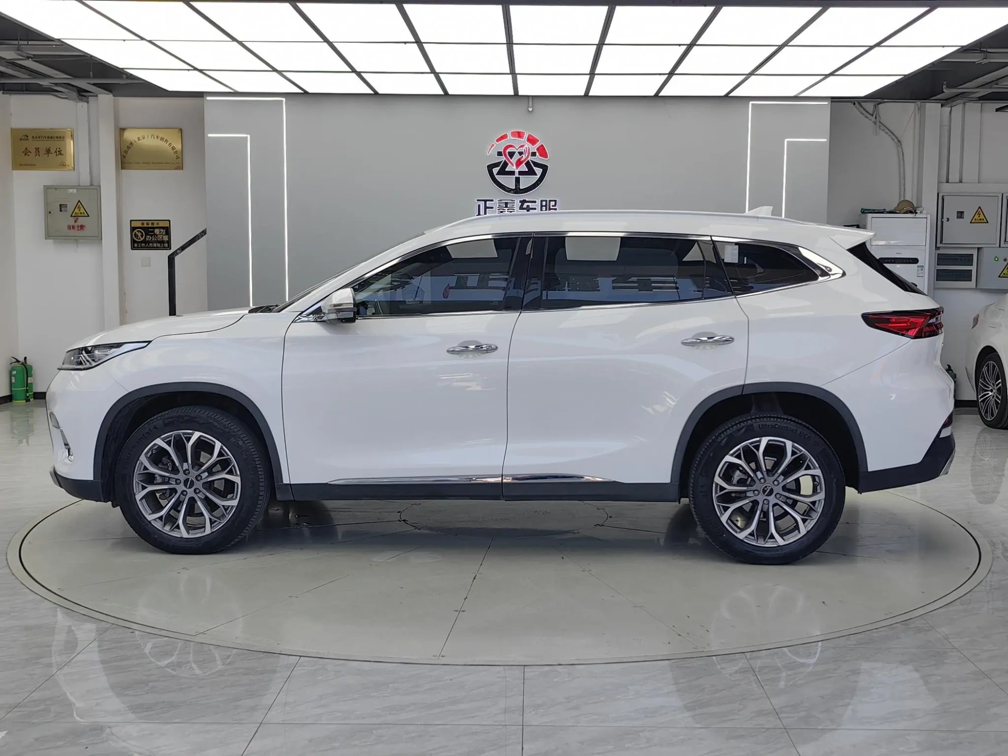 EXEED Xingtu Lingyun 1.6T Two-wheel drive Star Edition
