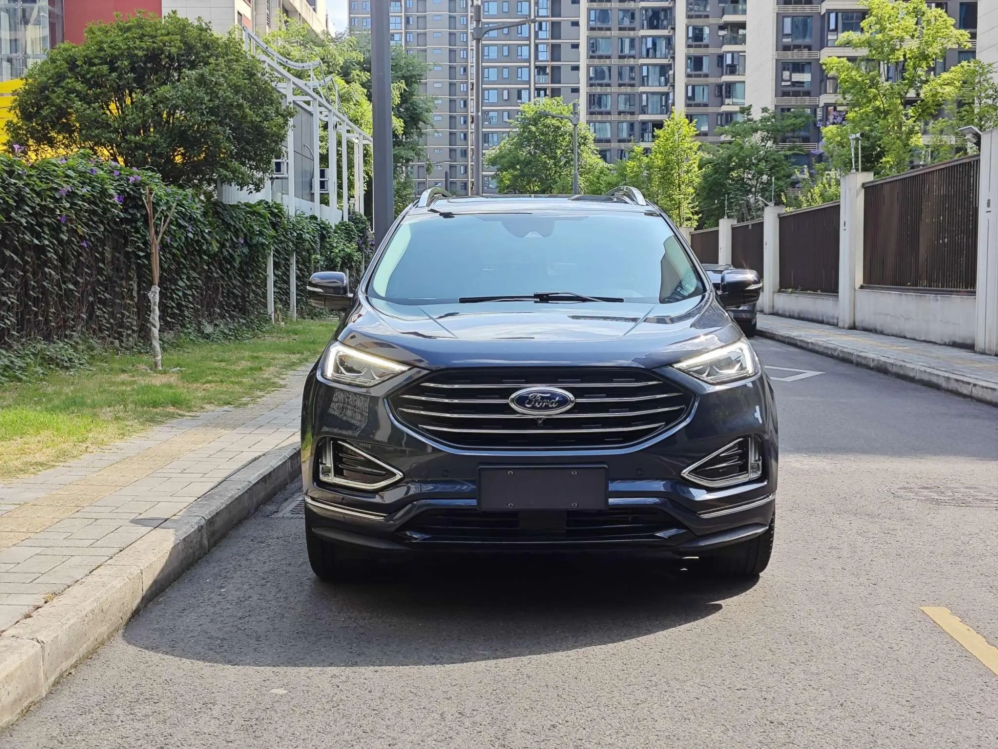 Ford Sharp World EcoBoost 245 two-wheel drive Hao Rui type 7-seater