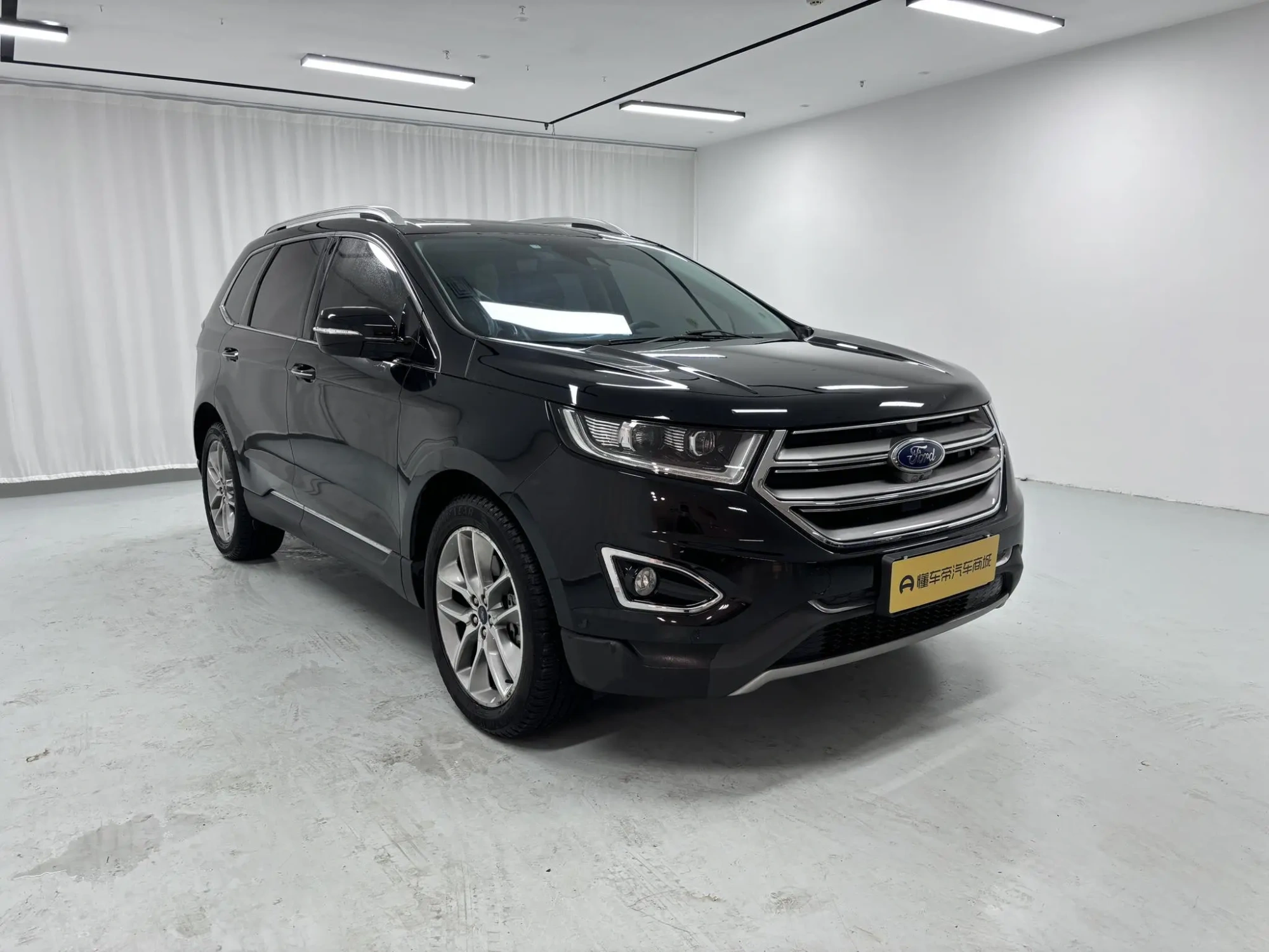 Ford Sharp World EcoBoost 245 four-wheel drive Zunrui Plus 7-seater country V