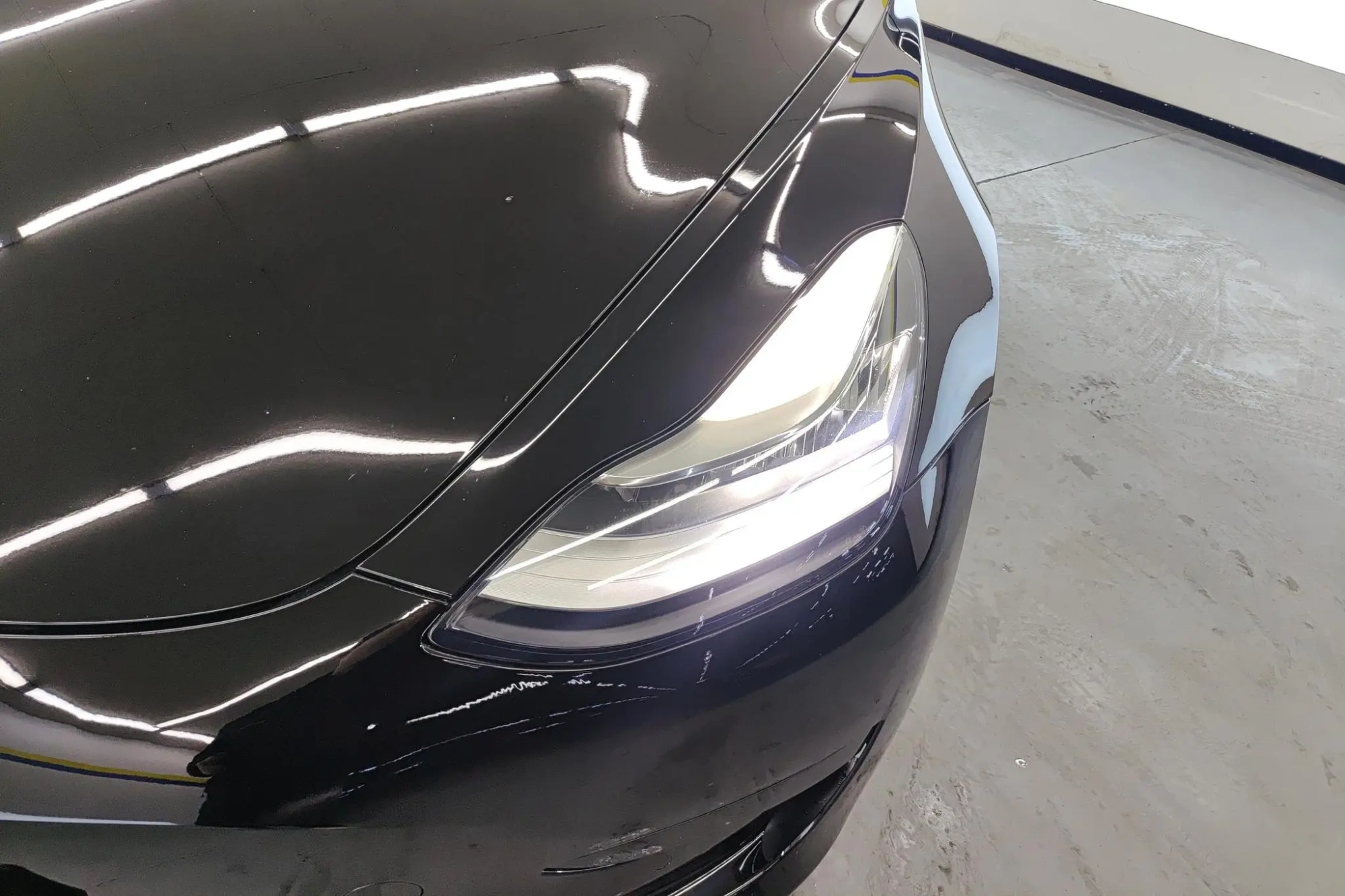 Tesla Model 3 Upgraded version of standard battery life rear drive