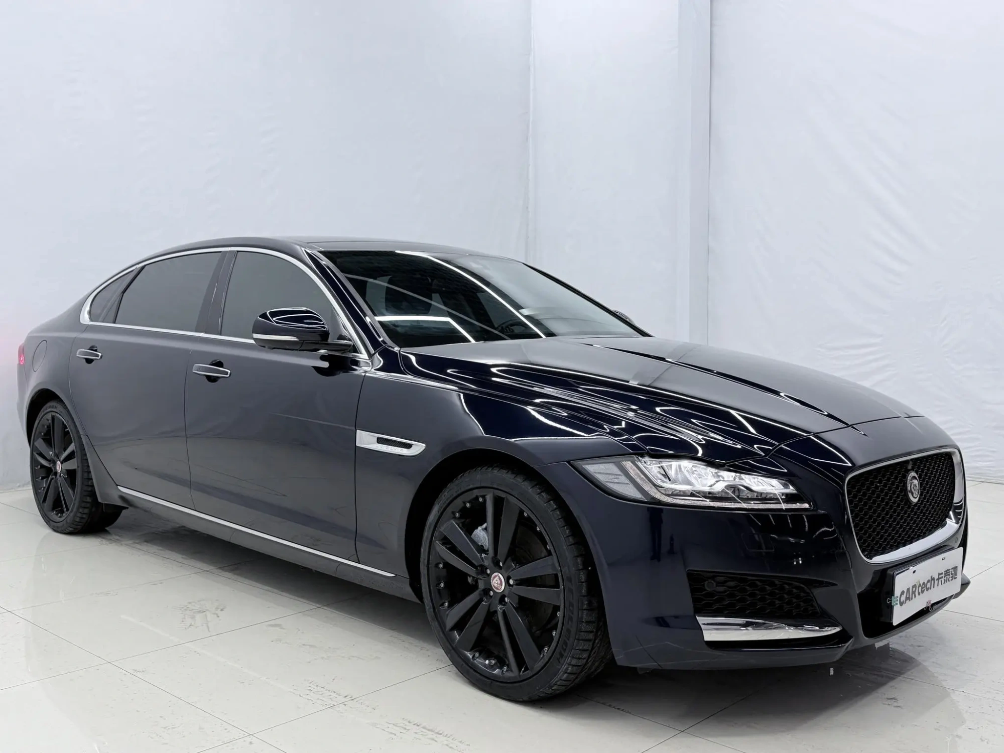 Jaguar Jaguar XFL 2.0T P250 four-wheel drive Exclusive Edition