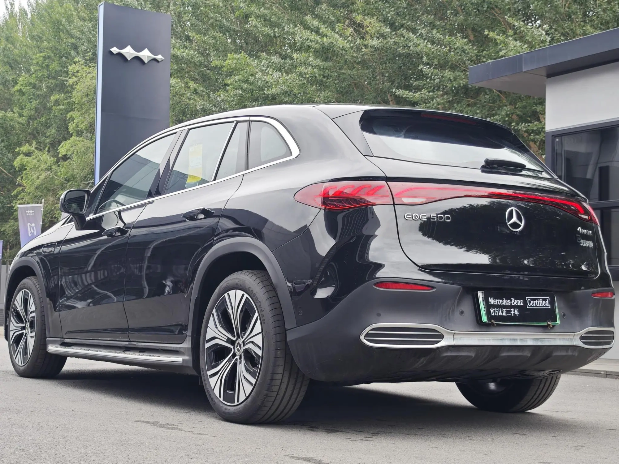 Mercedes-Benz Mercedes-Benz EQE SUV EQE SUV 500 4MATIC