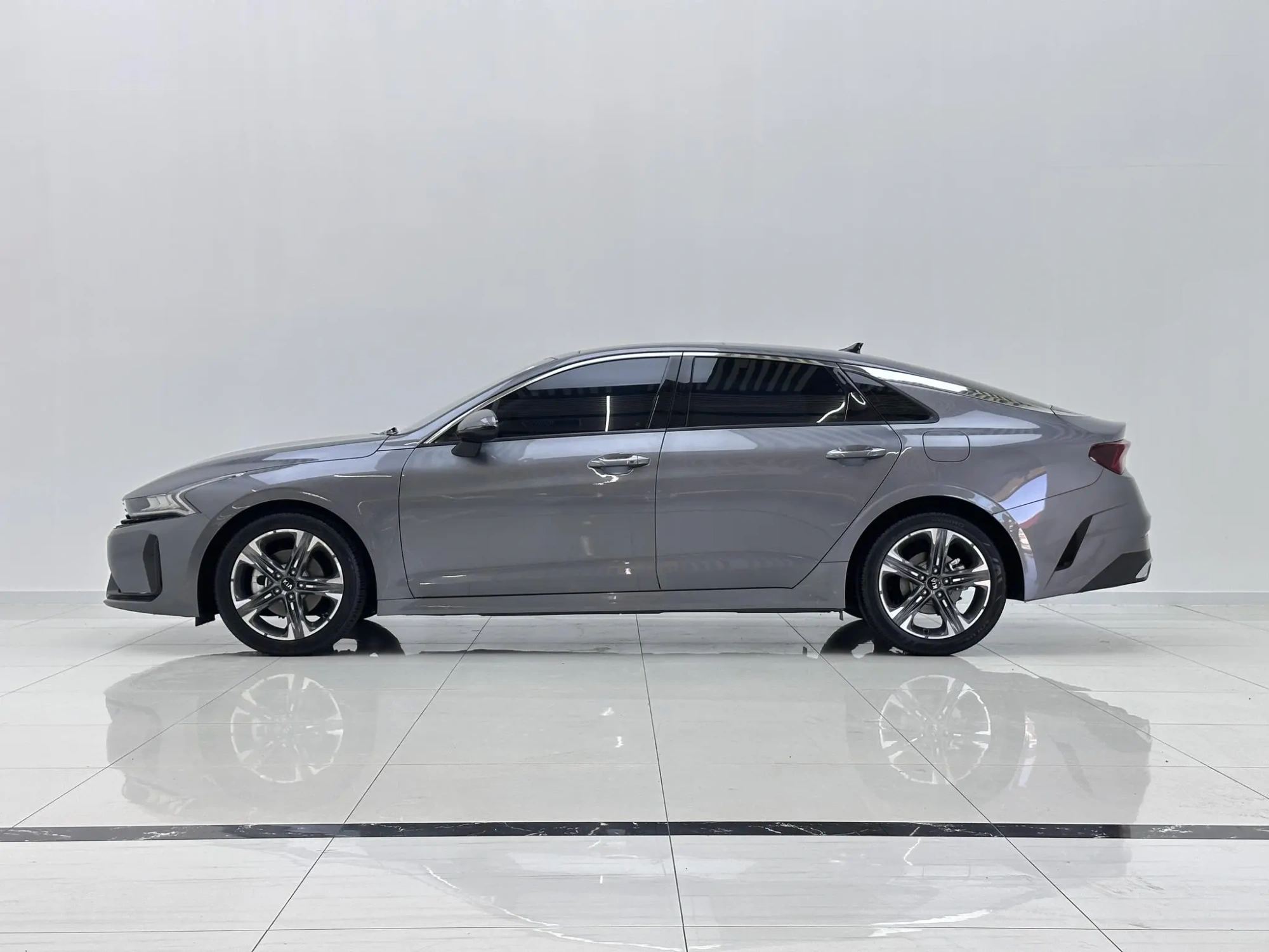 Kia Kia K5 270T CVVD Luxury Technology Edition