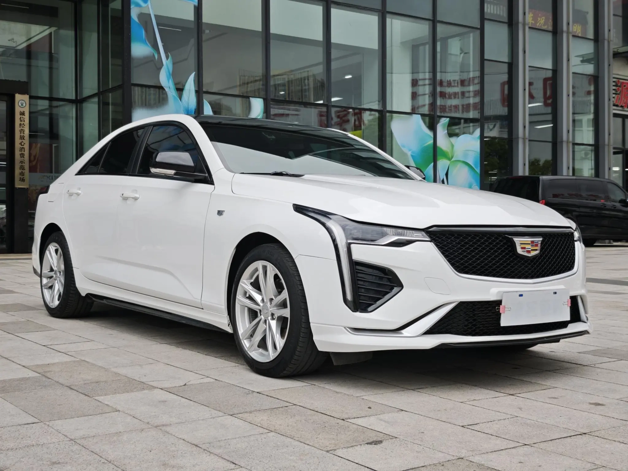 Cadillac Cadillac CT4 28T fashion type