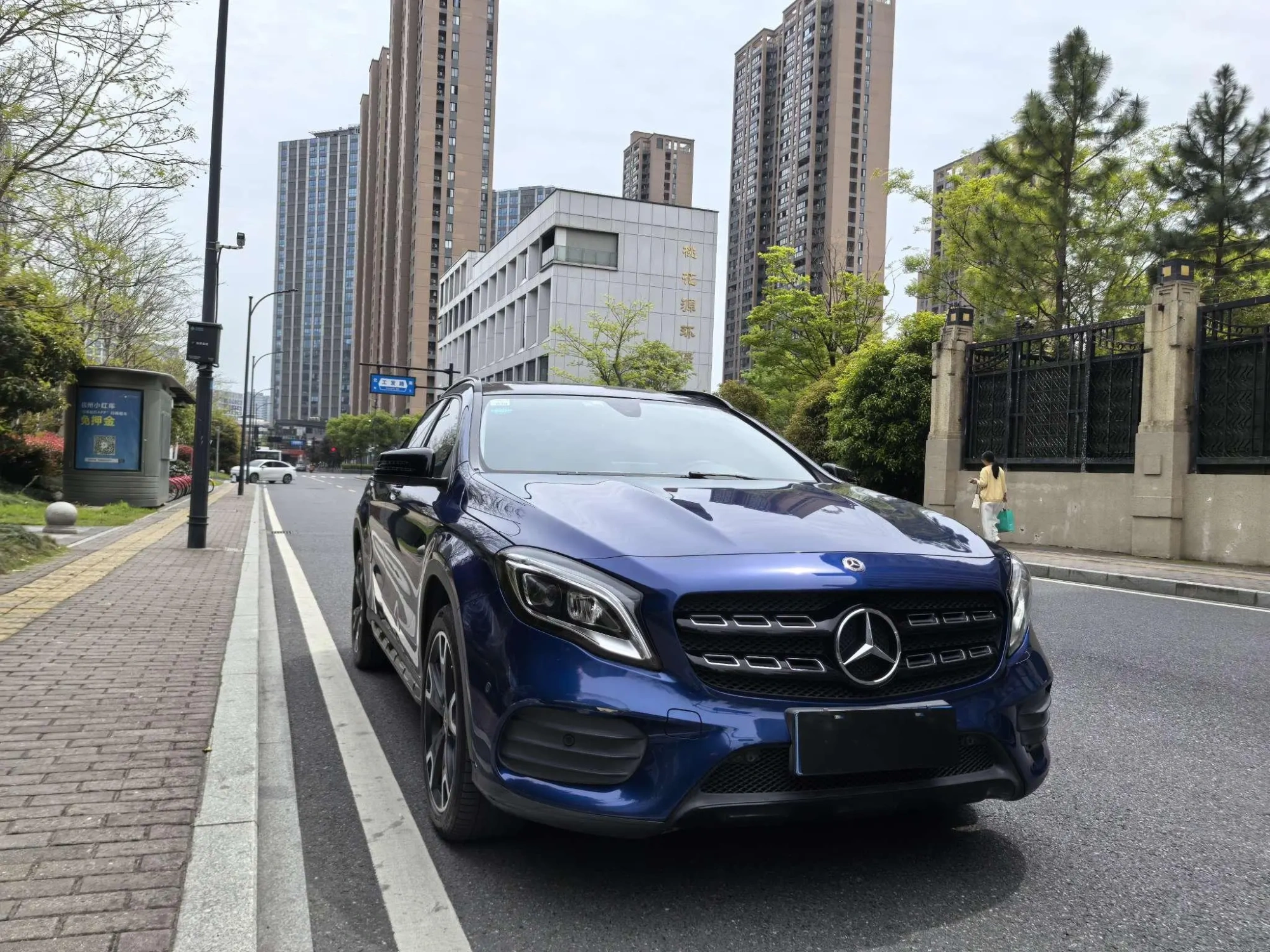 Mercedes-Benz Mercedes-Benz GLA GLA 220 4MATIC sports type