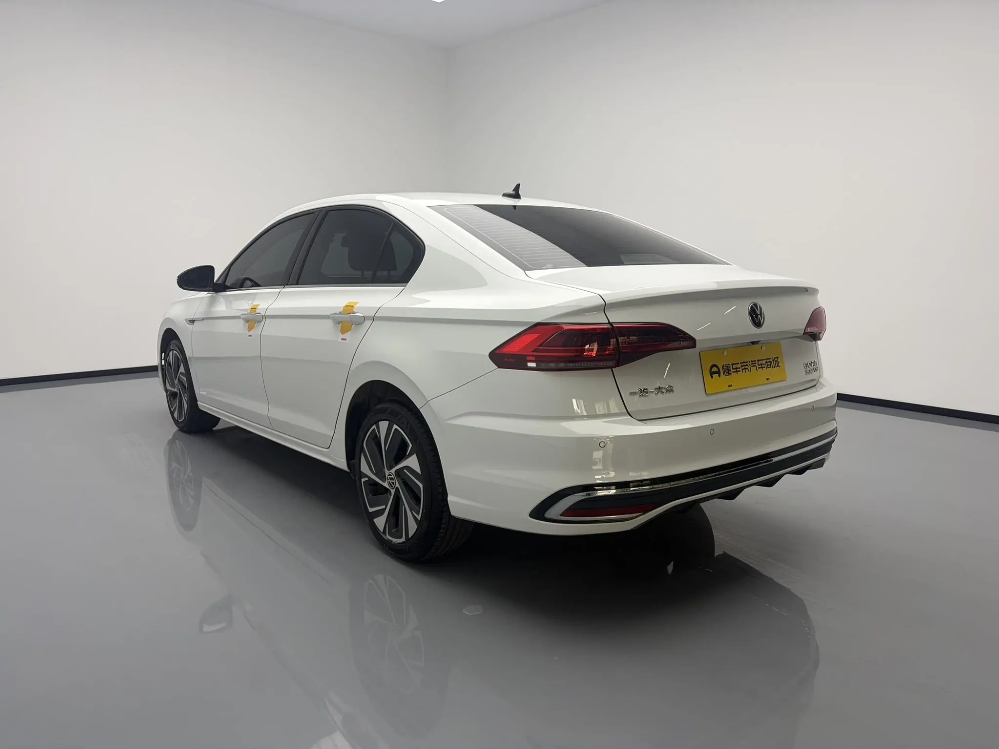 Volkswagen Bora 300TSI DSG Premium Edition