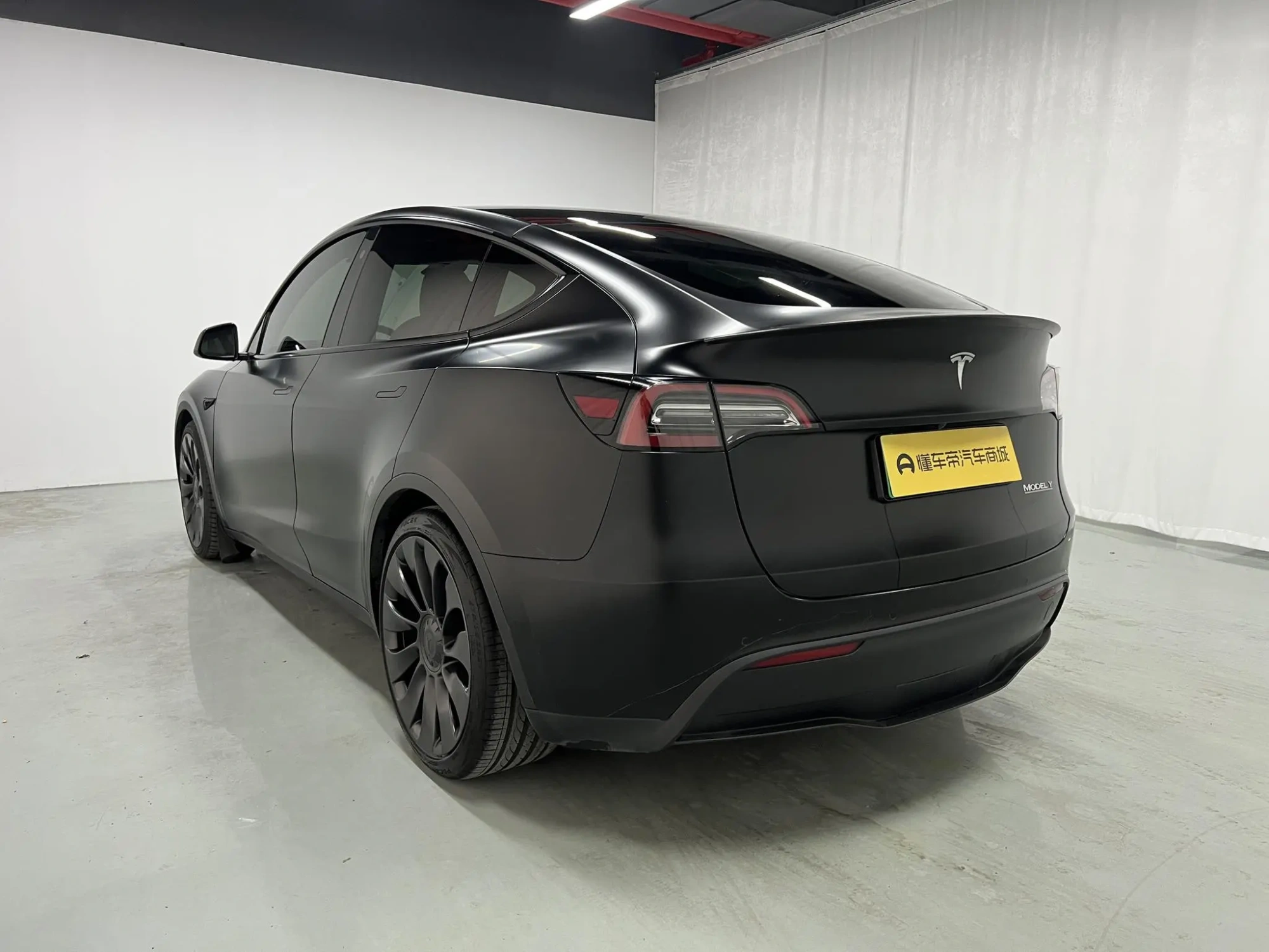 Tesla Model Y Performance high-performance all-wheel drive version