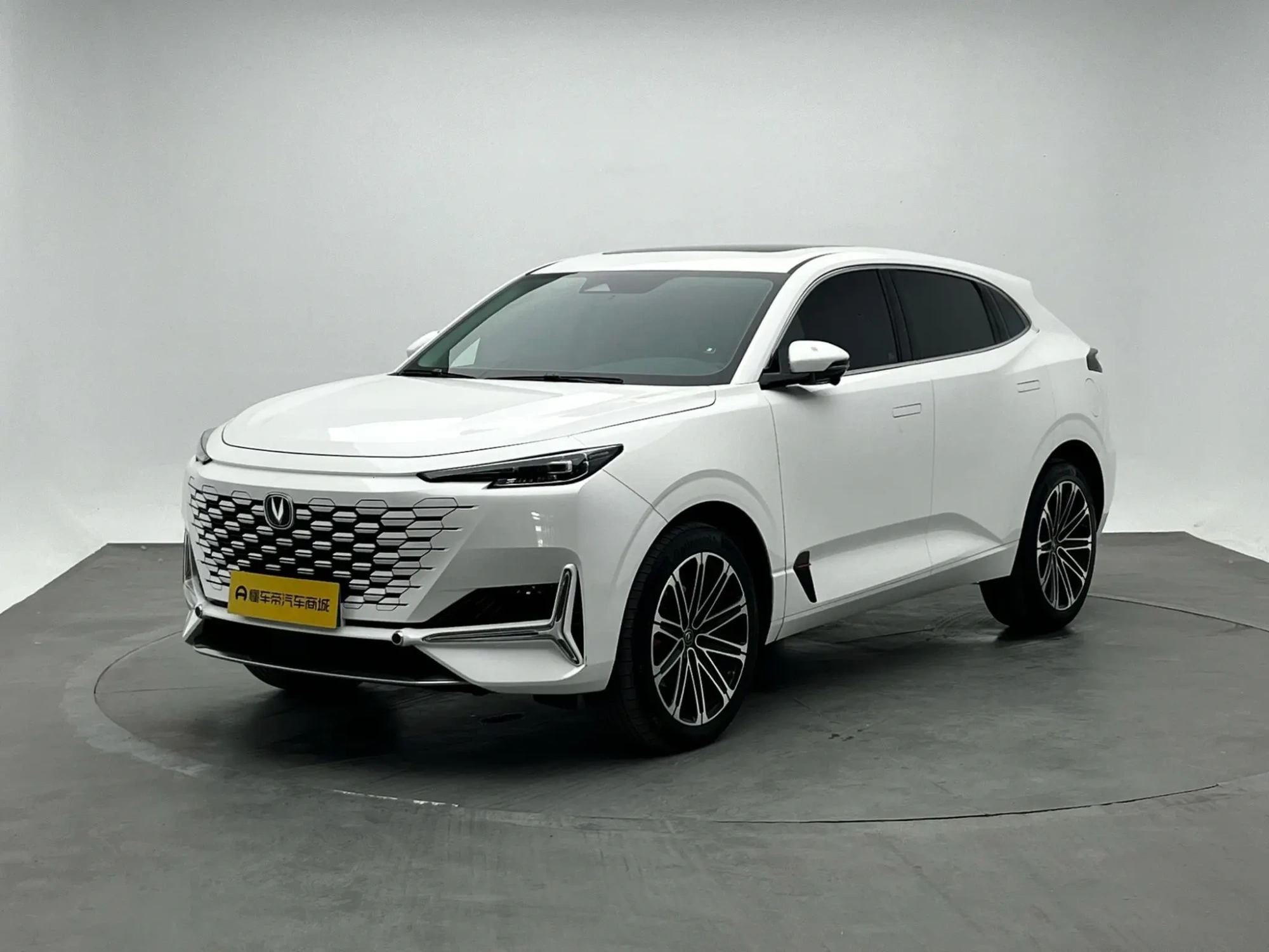 Changan Changan UNI-K Smart iDD Blue Whale iDD 1.5T 130km Premium type