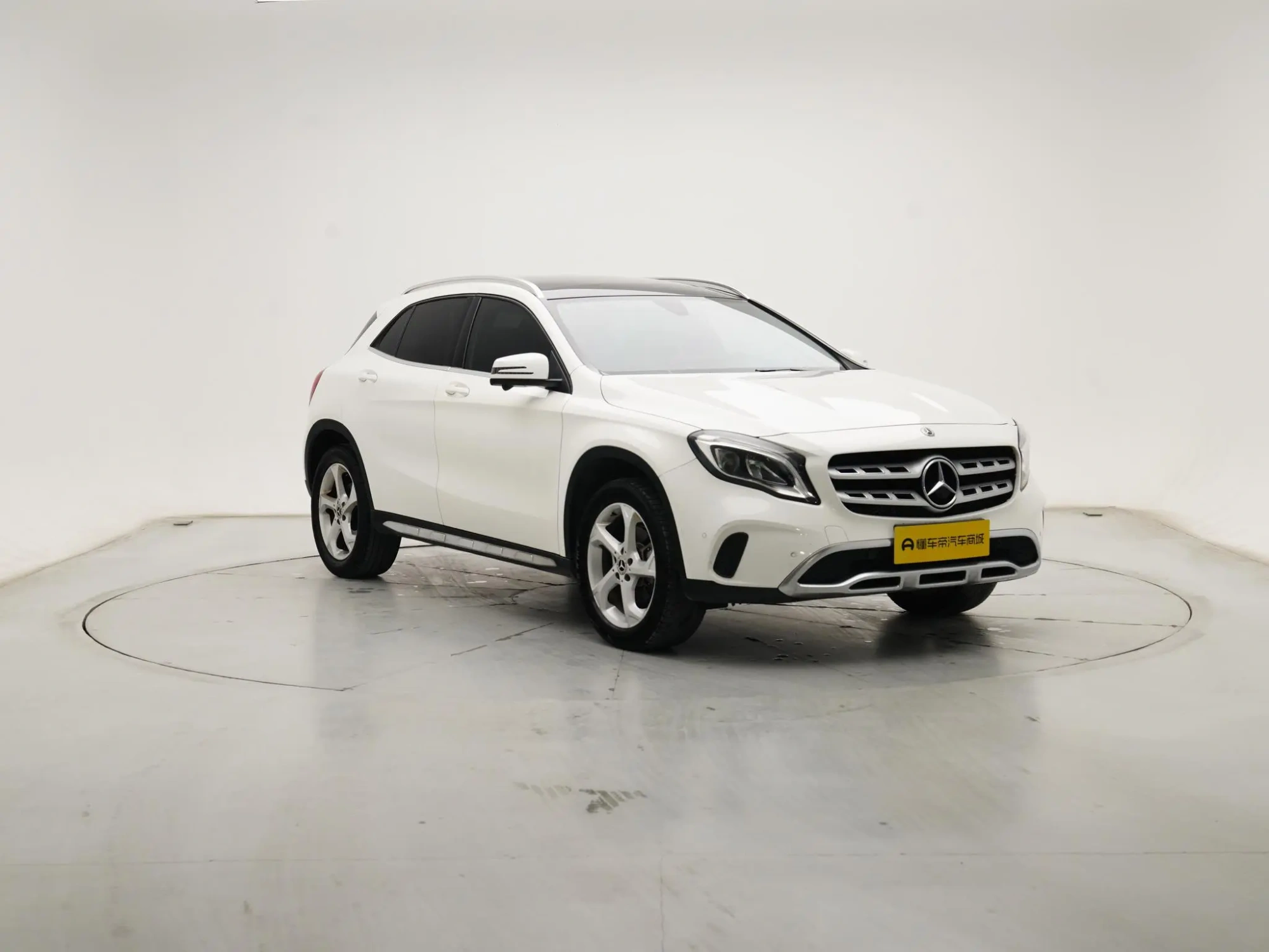 Mercedes-Benz Mercedes-Benz GLA GLA 200 dynamic type