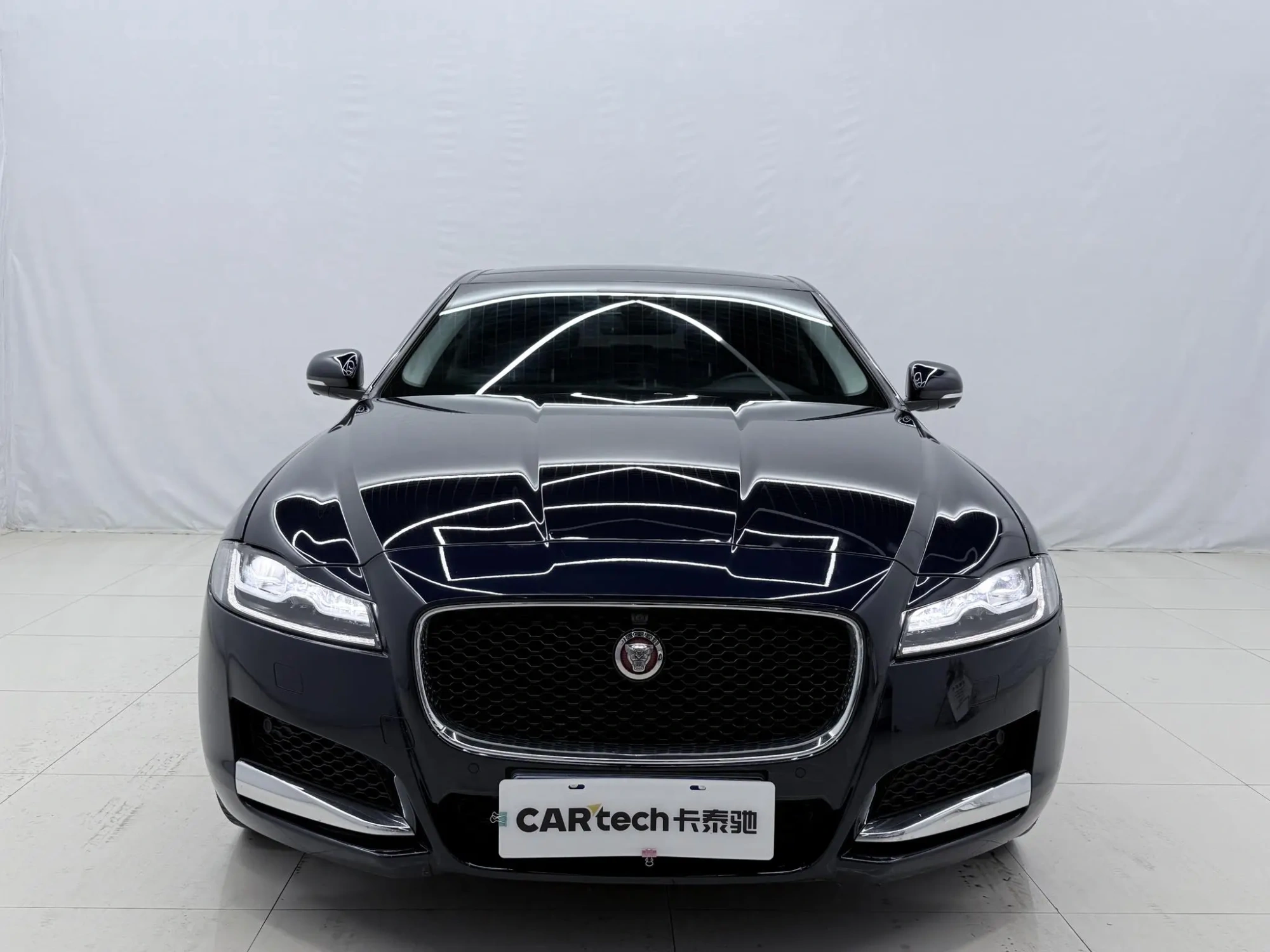 Jaguar Jaguar XFL 2.0T P250 four-wheel drive Exclusive Edition