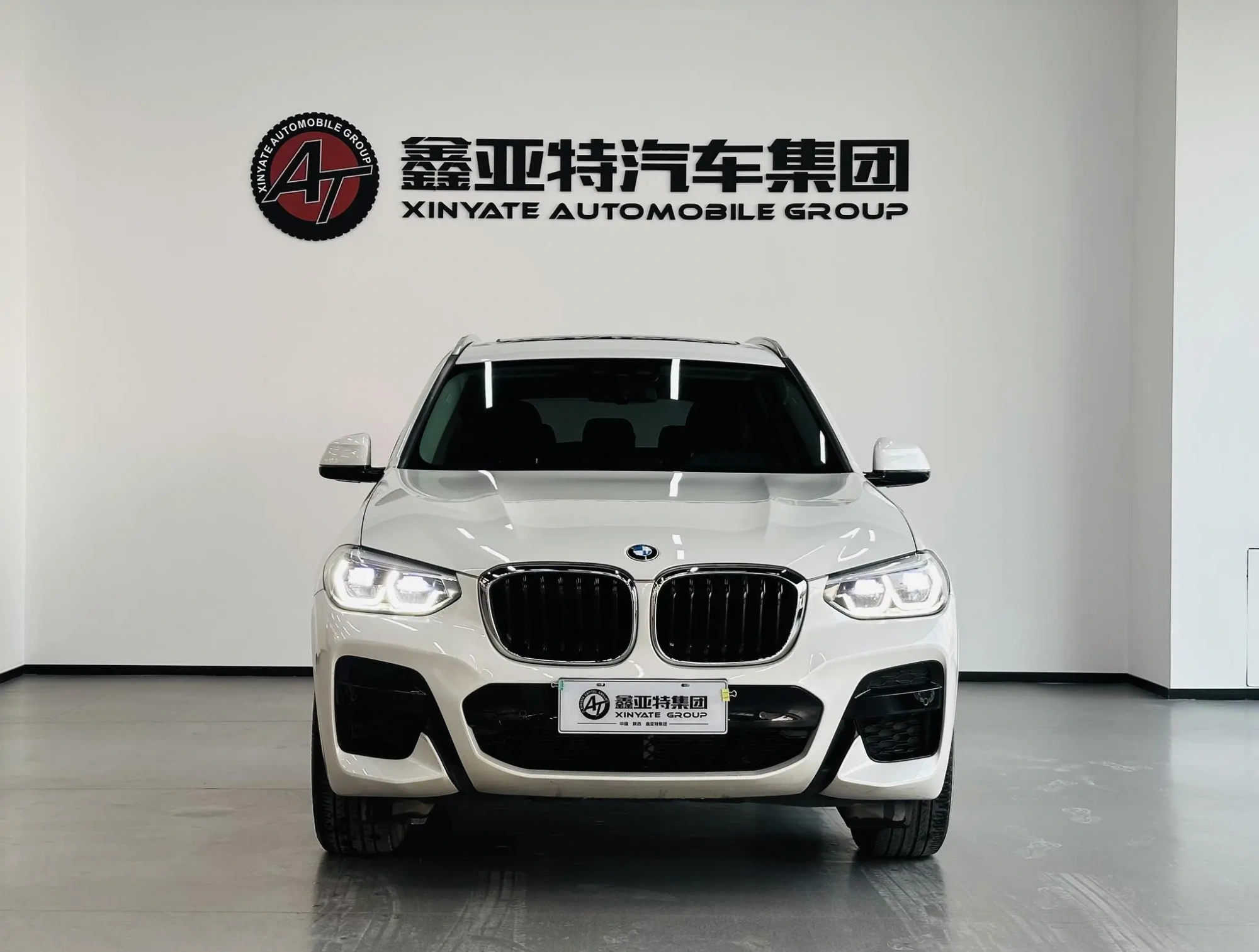 BMW BMW X3 xDrive28i M sports suit