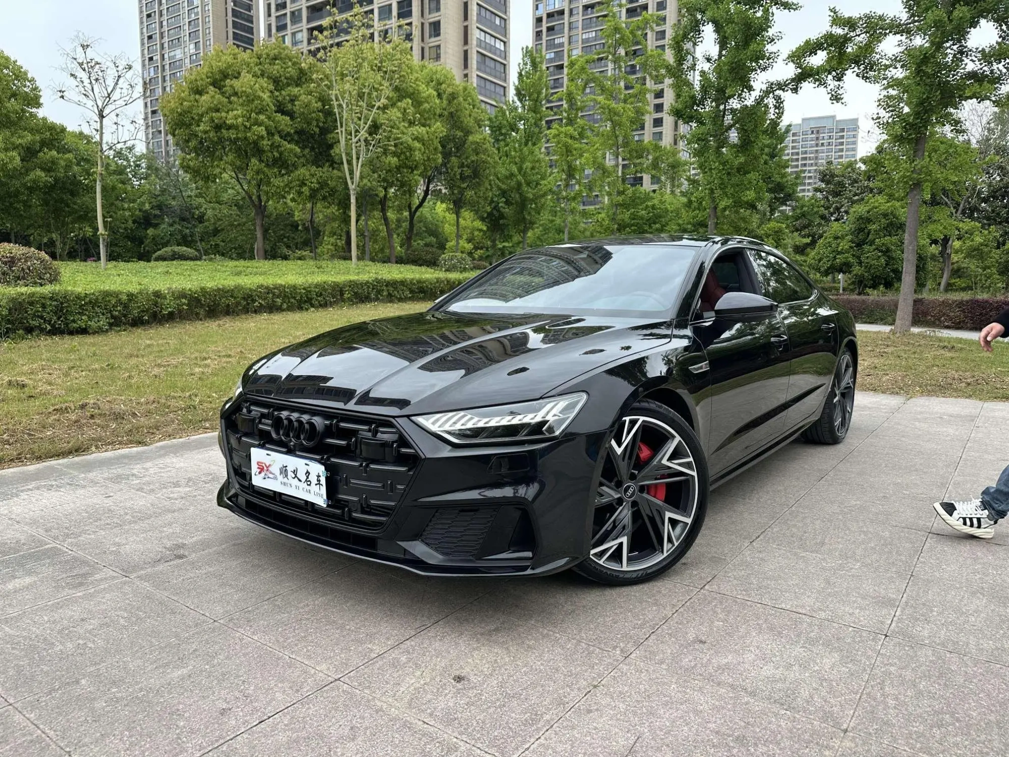 Audi Audi A7L 45 TFSI quattro S-line Black Samurai Edition