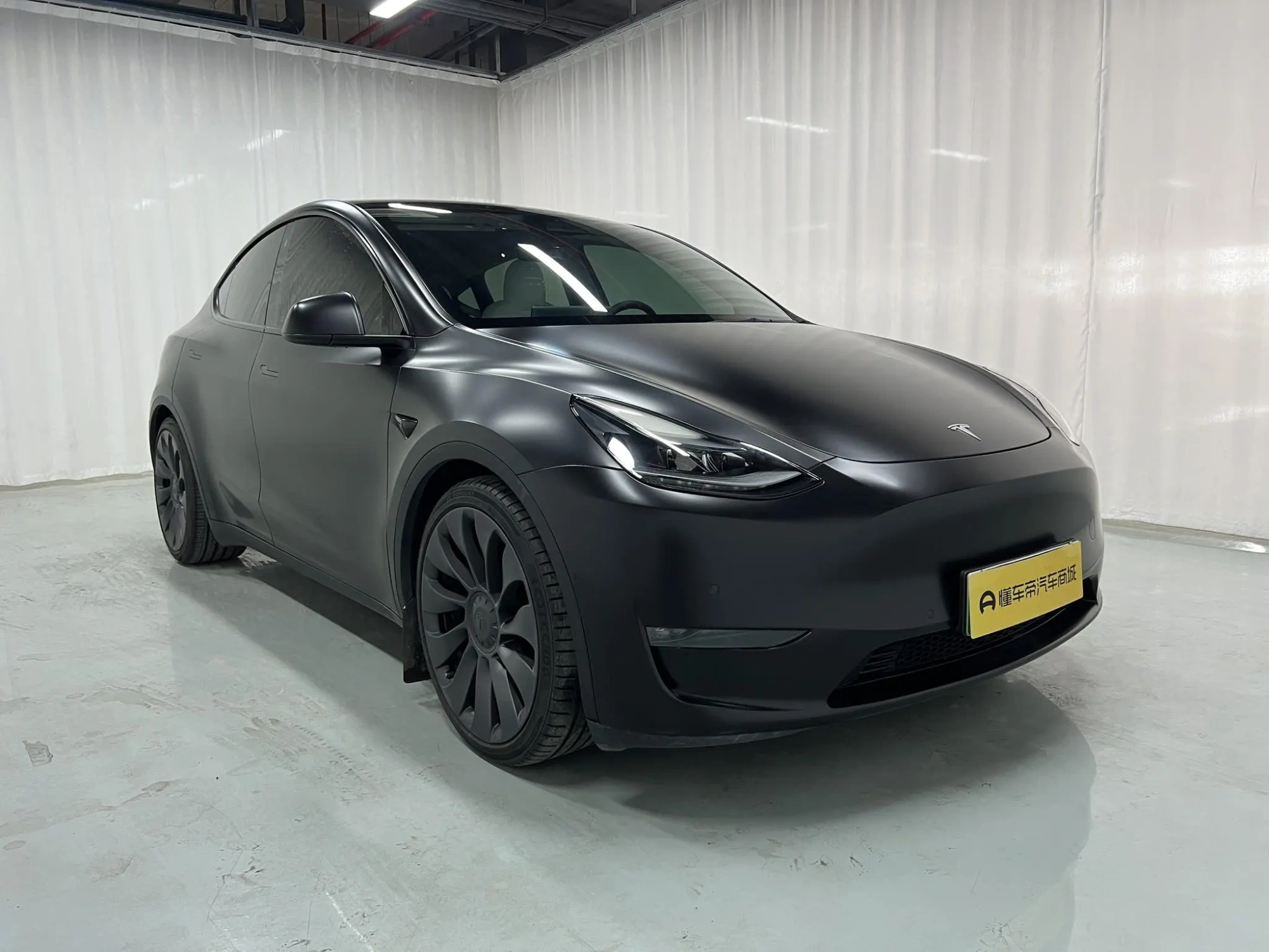 Tesla Model Y Performance high-performance all-wheel drive version
