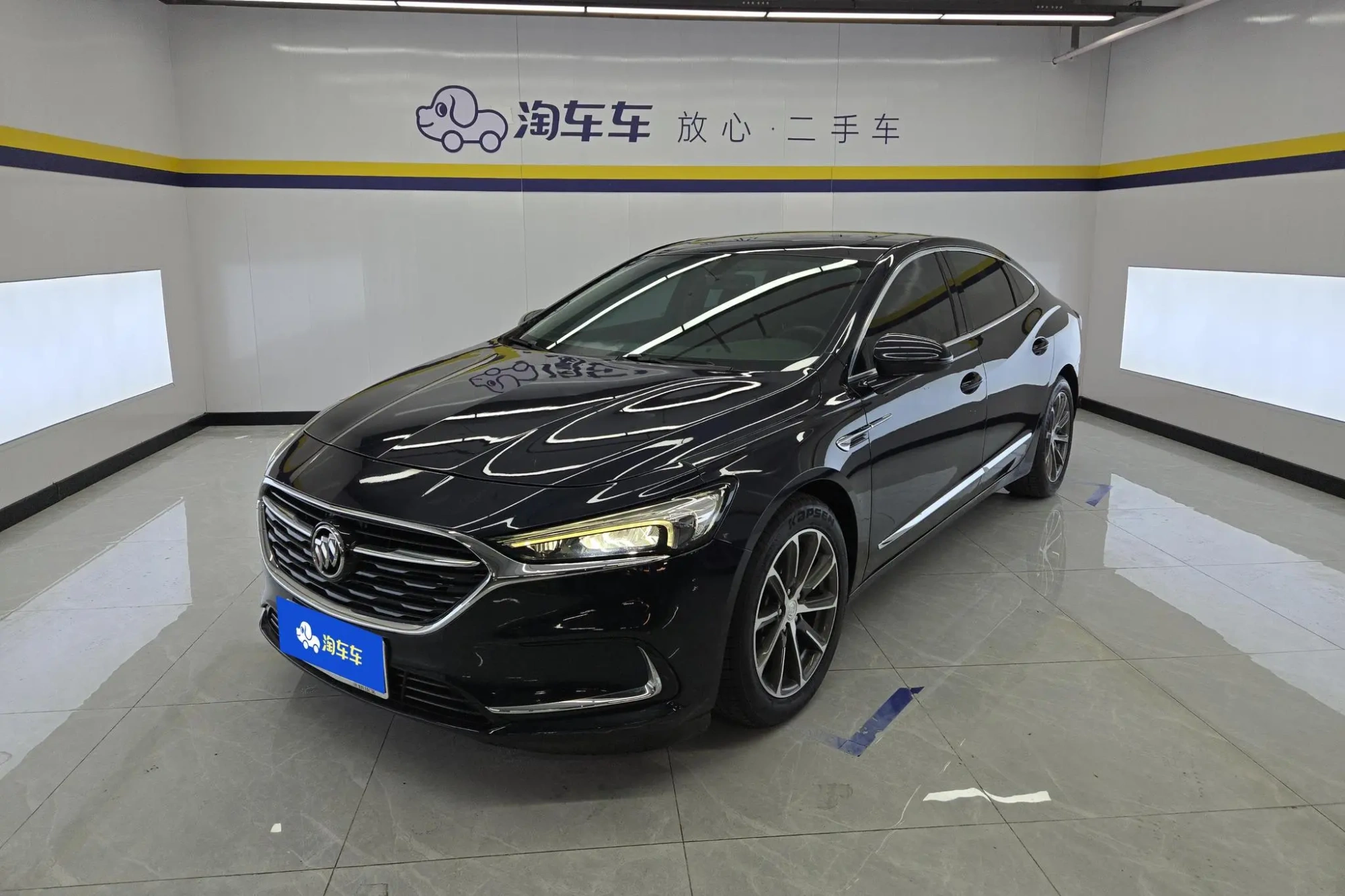 Buick Lacrosse 652T luxury