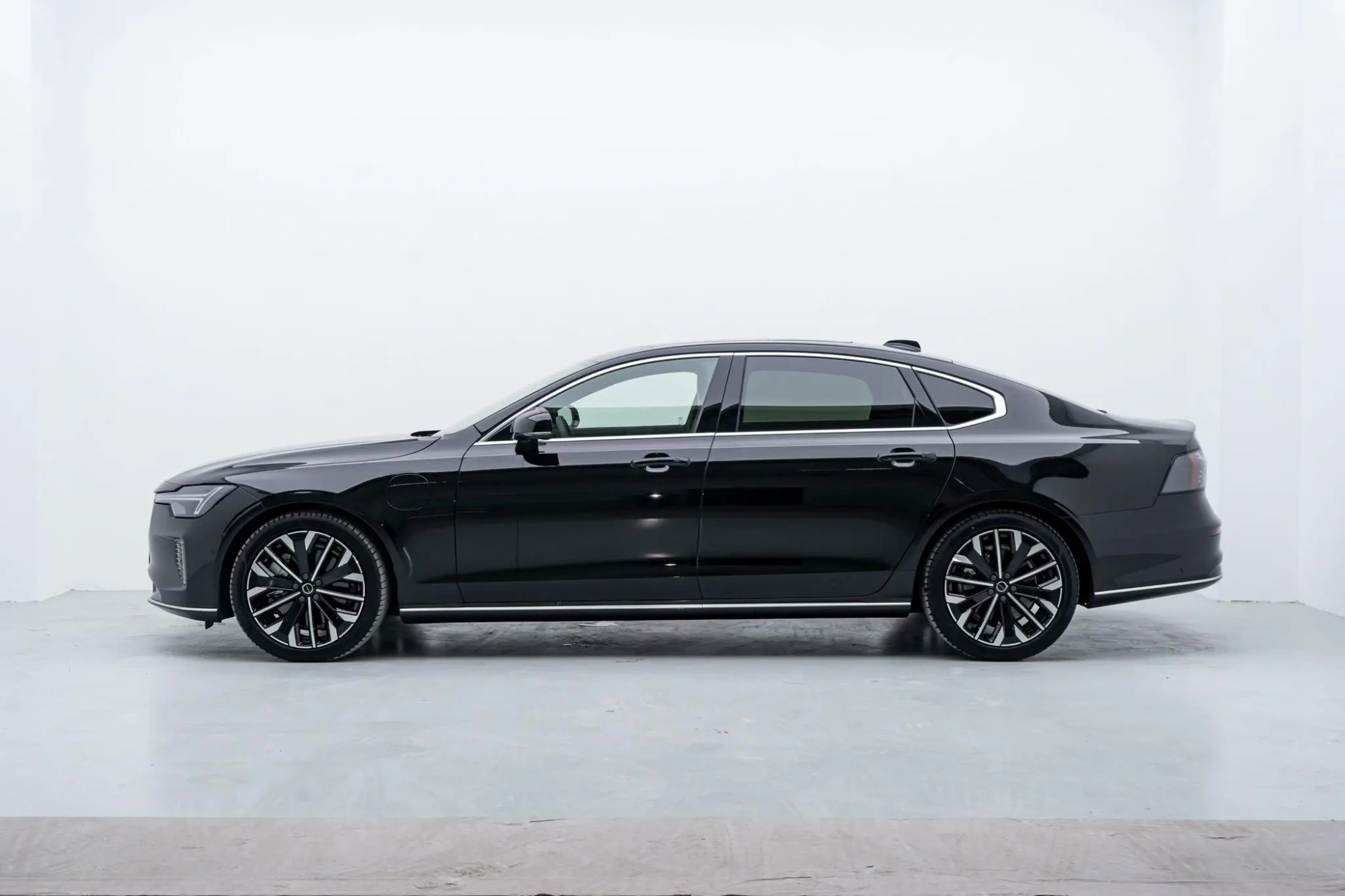 Volvo Volvo S90 PHEV T8 four-wheel drive long battery life Zhiya Deluxe Edition