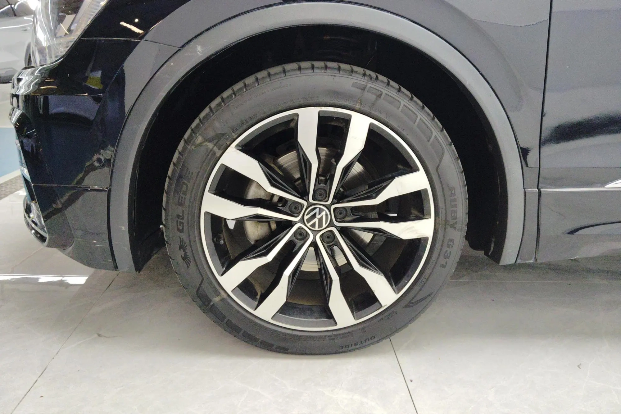 Volkswagen Tiguan L 330TSI automatic two-wheel drive R-Line Premium edition