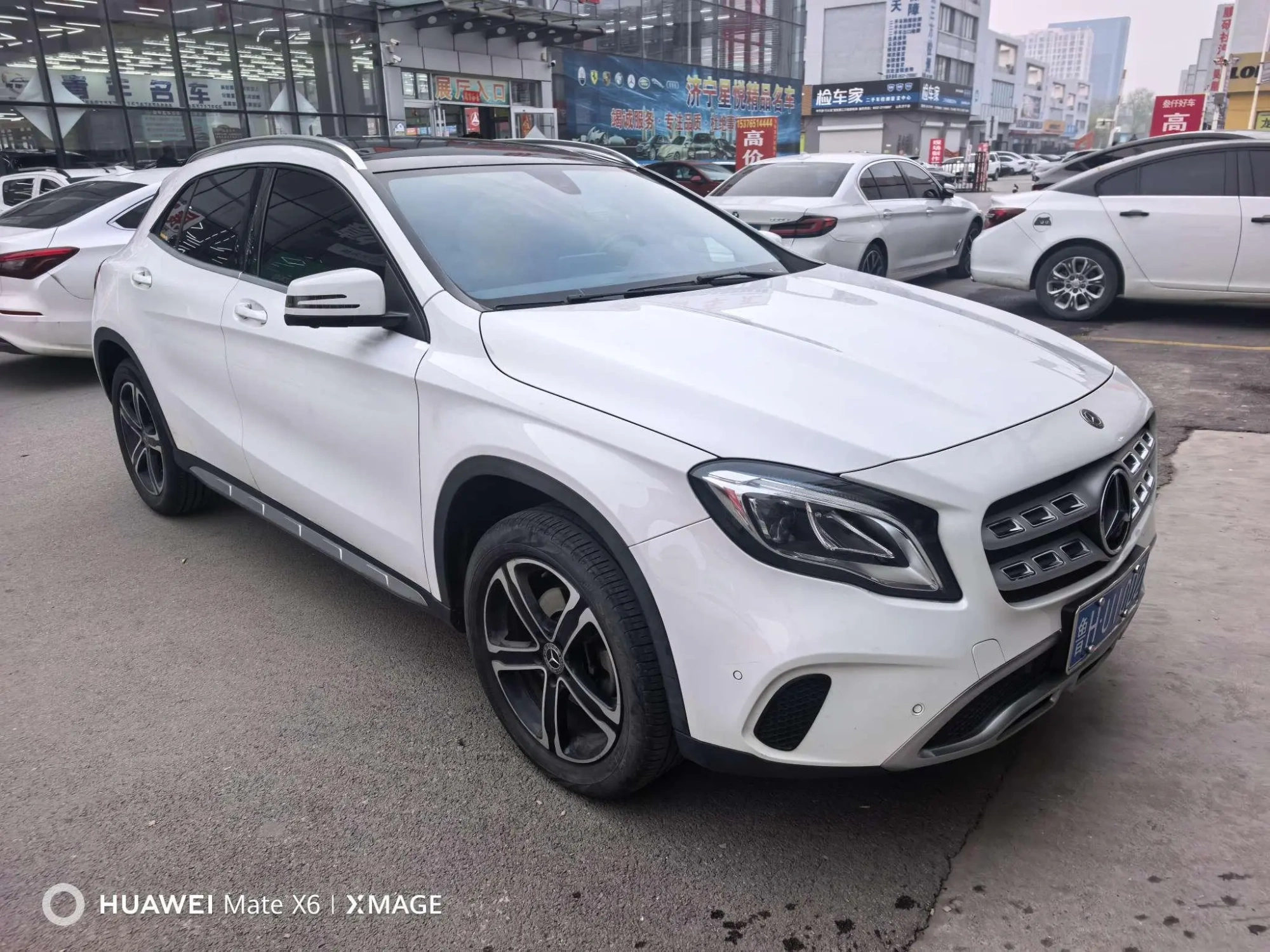 Mercedes-Benz Mercedes-Benz GLA GLA 200 fashion type