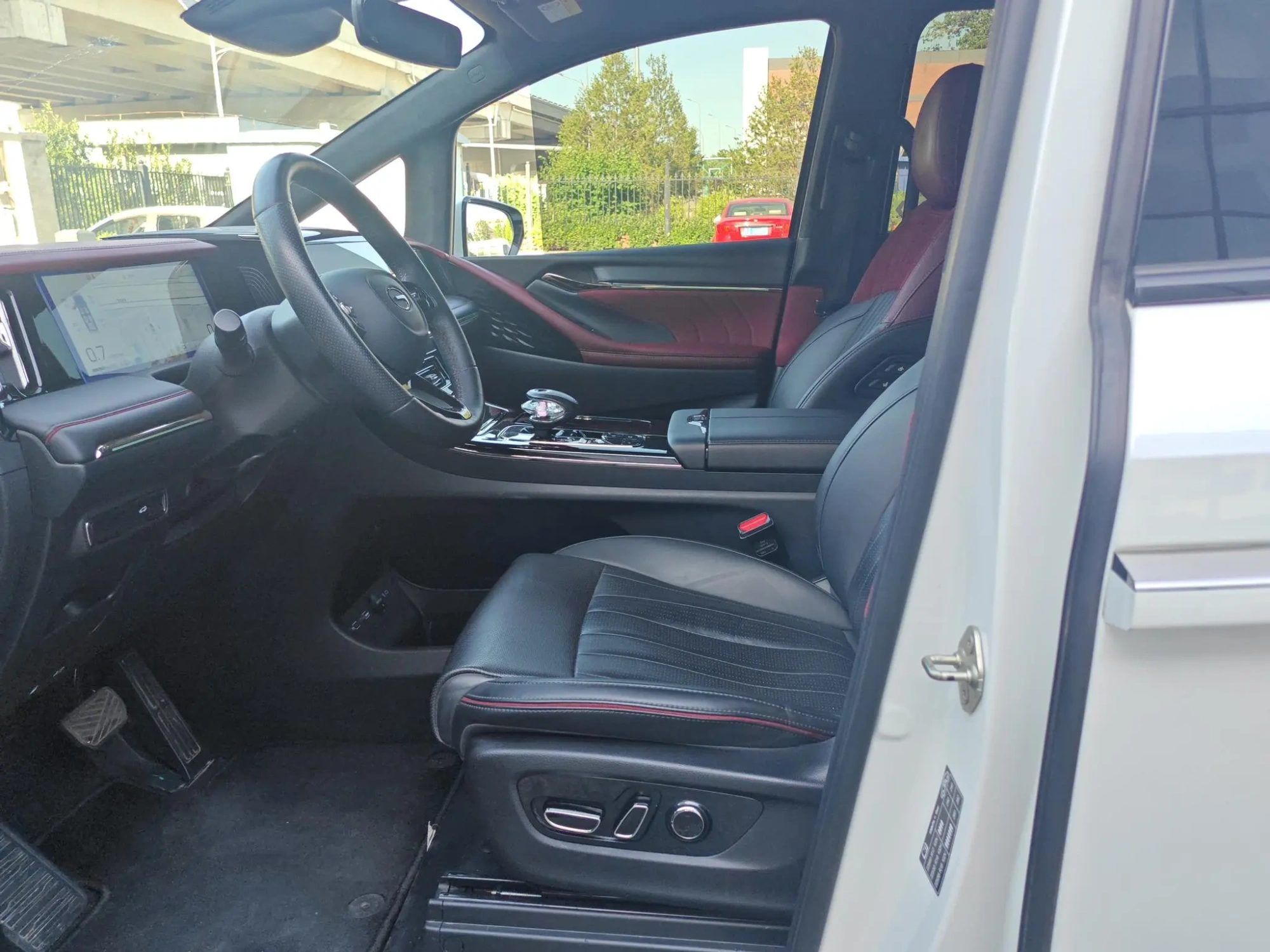 GAC Trumpchi M8 Master Series 2.0 TGDI Extreme Edition